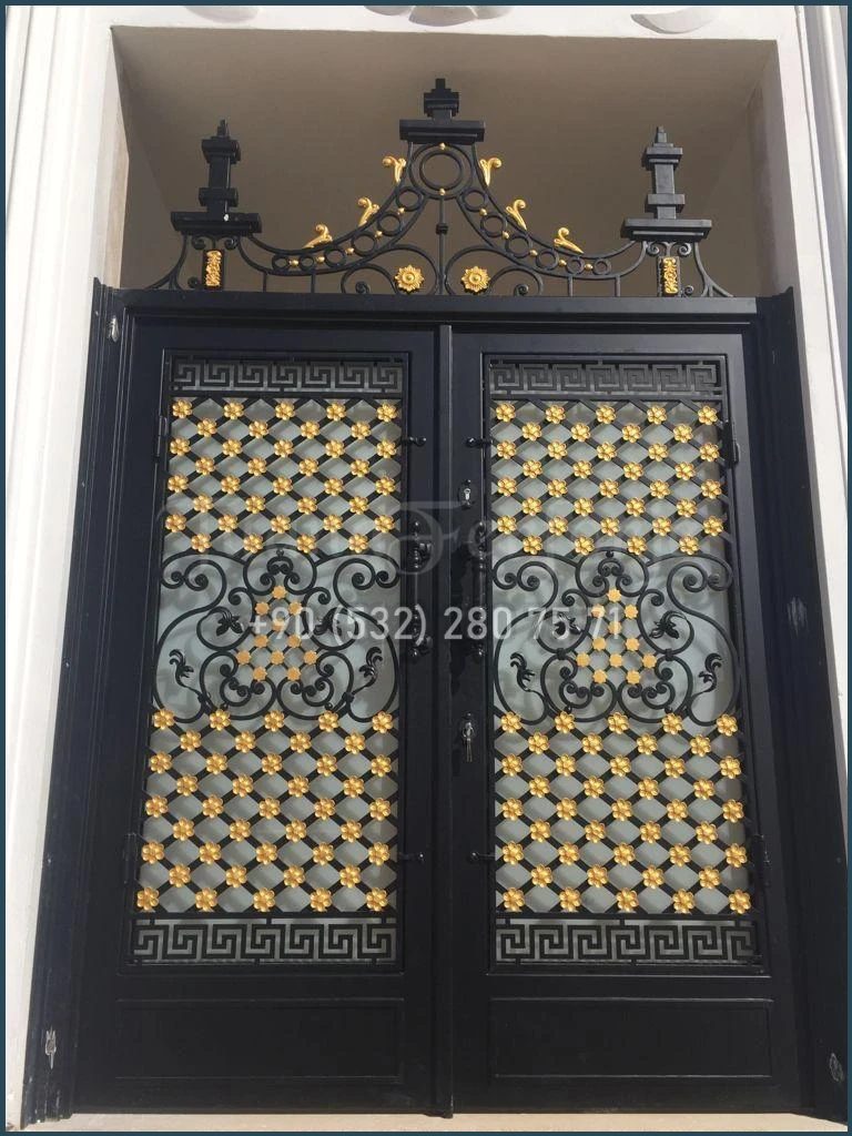 Geniş Bahçeler İçin Çift Kanat Kapı Çözümleri